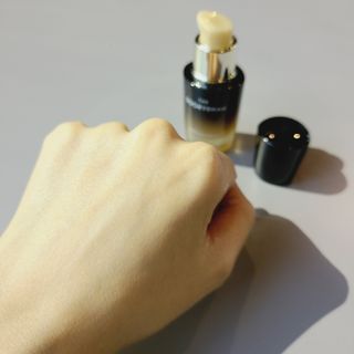 수려한 더블랙세럼 15ml — 5점을 준 리뷰어가 2022년 3월 올린 사용 사진