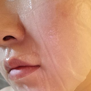 체르엠 그린 케비어 더블워터 마스크팩 5매입  2팩 — 4점을 준 리뷰어가 2021년 12월 올린 사용 사진
