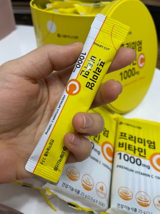 서울약사신협 프리미엄비타민C1000_2.5G x 100포 — 5점을 준 리뷰어가 2021년 1월 올린 사용 사진