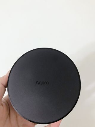 아카라 집 밖에서도 집 안을 돌봐주는 스마트 리모컨 — 4점을 준 리뷰어가 2022년 6월 올린 사용 사진
