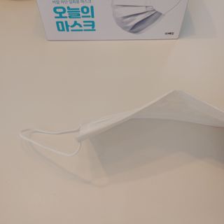 [심폐소생소] 오늘의마스크 KF-AD 비말차단 황사 여름용 마스크 — 4.5점을 준 리뷰어가 2021년 9월 올린 사용 사진