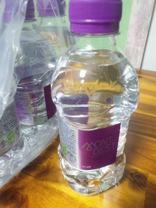 몽베스트 [MONTBEST] 330mL 20병 — 5점을 준 리뷰어가 2022년 4월 올린 사용 사진