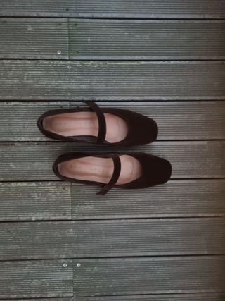 로서울 Rowie mary jane shoes Velvet, Ecoclean — 4.5점을 준 리뷰어가 2021년 10월 올린 사용 사진