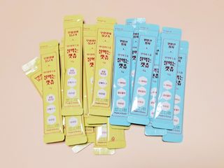 페페로니 잘 먹는 캣츄 - 무항생제 닭고기 12개 + 원양선 참치 12개 — 5점을 준 리뷰어가 2021년 8월 올린 사용 사진