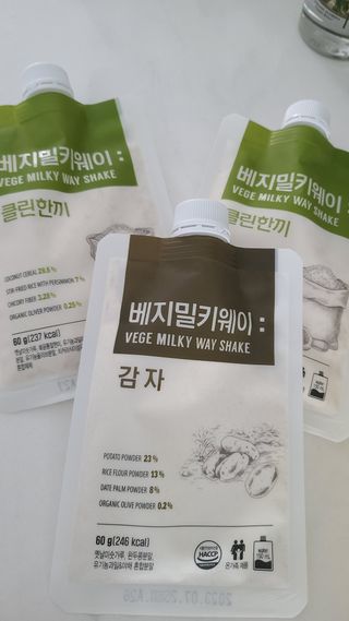 클린24시간  클린한끼 쉐이크 1세트 (5개) — 5점을 준 리뷰어가 2023년 6월 올린 사용 사진
