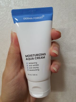 더마포레스트 모이스처라이징 아쿠아크림 / 수분크림 히알루론산 펩타이드 보습 미백 주름개선 — 5점을 준 리뷰어가 2021년 7월 올린 사용 사진