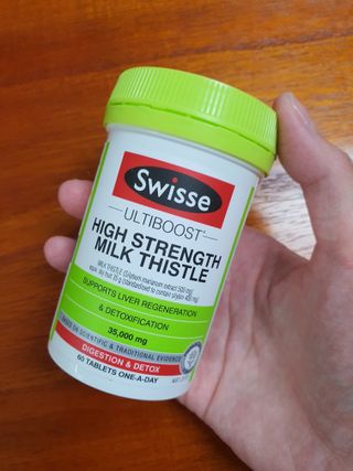 Swisse 스위스 고함량 밀크씨슬 35,000mg 60정 — 5점을 준 리뷰어가 2021년 11월 올린 사용 사진