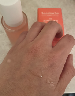 산다화 더블 이펙트 안티 링클 세럼 50ml — 4.5점을 준 리뷰어가 2023년 1월 올린 사용 사진