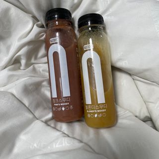 BLENDY'S 핑크 스무디+블론디 스무디 — 5점을 준 리뷰어가 2021년 10월 올린 사용 사진