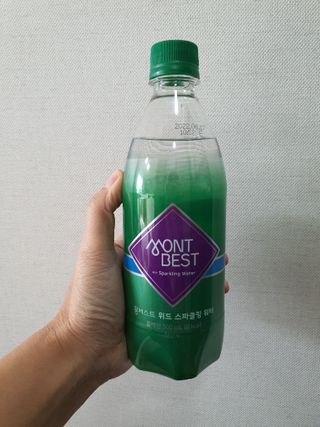 몽베스트 Montbest with Sparkling water Plain 20병 — 5점을 준 리뷰어가 2021년 11월 올린 사용 사진