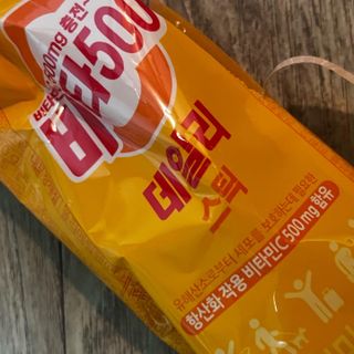 광동생활건강 [광동] 제니비타민C 비타500데일리스틱 180포+제니등신대+제니스티커 — 5점을 준 리뷰어가 2021년 12월 올린 사용 사진