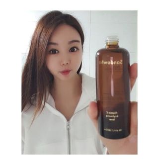 스킨큐어 산다화 비타민c 화이트닝 토너 150ml — 5점을 준 리뷰어가 2021년 12월 올린 사용 사진