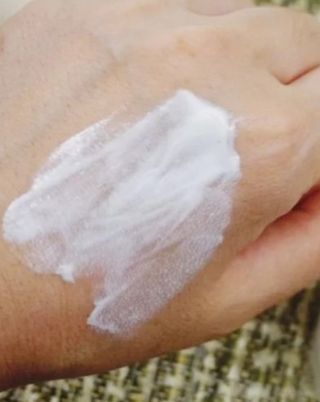 [닥터문] 프리미엄 알로에베라 선크림 500ml — 5점을 준 리뷰어가 2022년 7월 올린 사용 사진