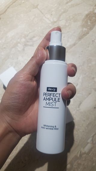 리생 [Re생] 퍼팩트 앰플 이중 기능성 미스트 100ml  피부미백 주름개선 = 총 2개 200ml 증정 — 4점을 준 리뷰어가 2021년 9월 올린 사용 사진