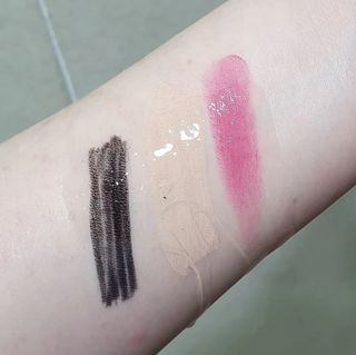 스킨1004 [SKIN1004] 마다가스카르 센텔라 라이트 클렌징 오일 200ml — 5점을 준 리뷰어가 2024년 7월 올린 사용 사진