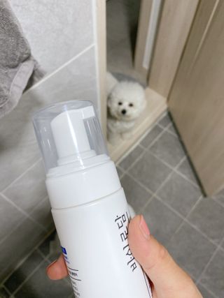 [바이로담] 저자극 약산성버블 폼 폼클렌징 150ml — 5점을 준 리뷰어가 2021년 3월 올린 사용 사진
