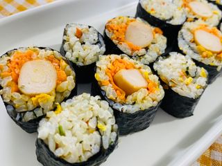 해풀잎 누구나 김밥*1ea [(혼합야채 35g *1ea,  김밥김 (5g, 5ea),  양념간장 (6g, 5ea), 참기름(5g, 2ea)] — 4점을 준 리뷰어가 2022년 8월 올린 사용 사진