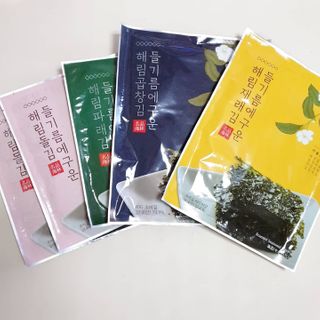 [해림맛김] 들기름에 구운 바삭바삭 김 4종 세트 + 1종 랜덤발송 총5개입 — 5점을 준 리뷰어가 2021년 2월 올린 사용 사진