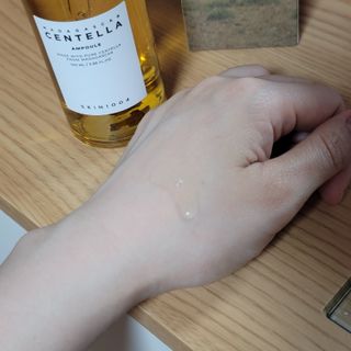 [스킨1004] 마다가스카르 센텔라 앰플 100ml — 5점을 준 리뷰어가 2024년 5월 올린 사용 사진