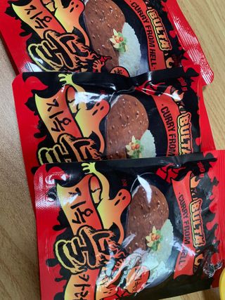 불타 지옥불카레 불지옥맛 180g x 3봉 — 5점을 준 리뷰어가 2021년 6월 올린 사용 사진