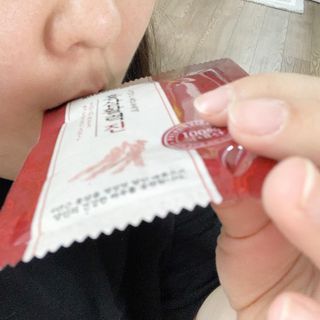 힘내라김홍삼 홍삼활력진 50ml x 5포 — 5점을 준 리뷰어가 2021년 5월 올린 사용 사진