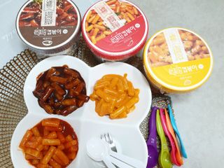 추억의 국민학교 떡볶이 국떡 컵볶이 선물박스 — 5점을 준 리뷰어가 2022년 1월 올린 사용 사진