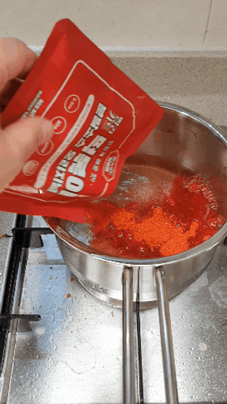 빨간키트 떡볶이 밀키트 2~3인분 매운맛 국물 떡볶이 만들기 쉬운 황금 레시피 분말 소스로 간편한 요리 — 5점을 준 리뷰어가 2021년 8월 올린 사용 사진