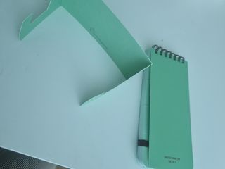 리훈 언더모니터 위클리 플래너 + 다정한 스티커 8mm 원형 칼라 얼굴 표정 1장 — 5점을 준 리뷰어가 2022년 4월 올린 사용 사진