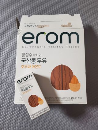 이롬 erom 황성주박사의 국산콩 두유 호두와 아몬드 — 5점을 준 리뷰어가 2020년 12월 올린 사용 사진