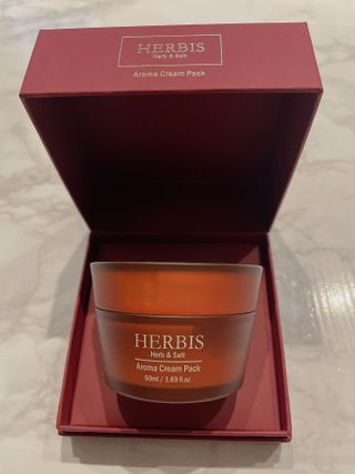 약손명가코스메틱 헤르비스 아로마 크림팩 50ml — 5점을 준 리뷰어가 2021년 4월 올린 사용 사진