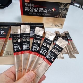 서울약사신협_투데이홍삼정플러스스틱_10g x 30포 — 5점을 준 리뷰어가 2021년 2월 올린 사용 사진