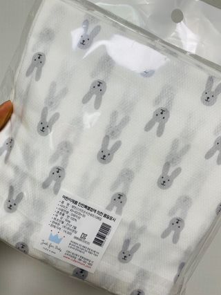 달퐁 레빗스카프손수건세트 — 5점을 준 리뷰어가 2021년 5월 올린 사용 사진
