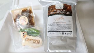 소담스퀘어 상암 통큰오리착한삼겹 1석3조수제양념돼지갈비 — 5점을 준 리뷰어가 2022년 12월 올린 사용 사진