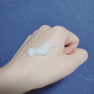 랑벨 수퍼내츄럴 아쿠아 수딩 크림 100ml — 5점을 준 리뷰어가 2022년 4월 올린 사용 사진