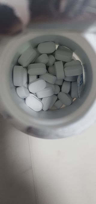 서울약사신협 네이처픽_칼슘마그네슘비타민D_1,305mg x 120캡슐 — 5점을 준 리뷰어가 2021년 9월 올린 사용 사진