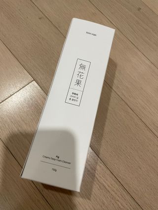 [베러오리진] 무화과 크리미 딥 폼 클렌저/피부 노폐물 & 미세먼지 99 세정 인증 민감성 피부 무자극 인증 — 5점을 준 리뷰어가 2021년 11월 올린 사용 사진