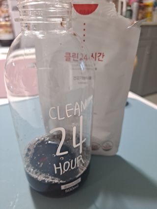 클린24시간 1BOX(5포) + 전용보틀(500ml) — 2점을 준 리뷰어가 2022년 12월 올린 사용 사진