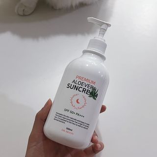 [닥터문] 프리미엄 알로에베라 선크림 500ml — 5점을 준 리뷰어가 2022년 7월 올린 사용 사진