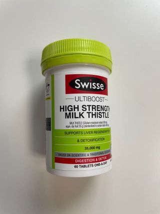 Swisse 스위스 고함량 밀크씨슬 35,000mg 60정 — 5점을 준 리뷰어가 2021년 11월 올린 사용 사진