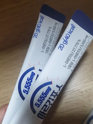 자연에온 아르긴포스 L-아르기닌 5555mg 스틱 15개입 1박스 — 5점을 준 리뷰어가 2022년 1월 올린 사용 사진