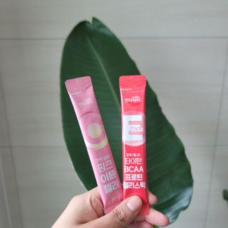 인디닥터 면역 생생 핑크 이뮨 젤리 + 타이탄 BCAA 프로틴 젤리스틱 — 5점을 준 리뷰어가 2022년 3월 올린 사용 사진