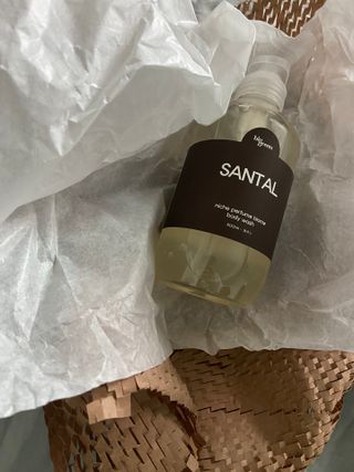빅그린 니치 퍼퓸 바이옴바디워시 500ml(상탈, 블랙베리&베이, 블랑쉐 3종 중 택1) — 4점을 준 리뷰어가 2022년 7월 올린 사용 사진