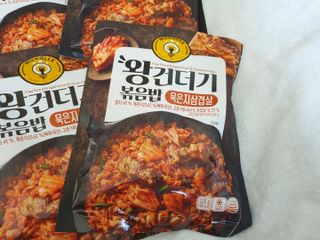 한성기업 무볼레 왕건더기 볶음밥 묵은지삼겹살 — 5점을 준 리뷰어가 2021년 10월 올린 사용 사진
