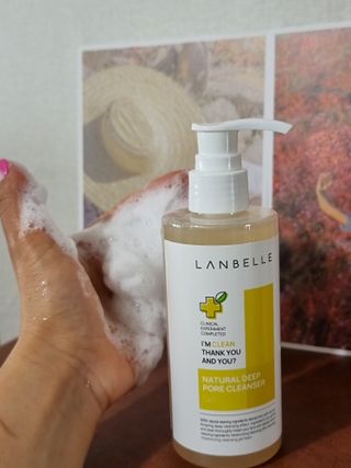 랑벨 내츄럴 딥 포어 클렌저 210ml (저자극 약산성 천연 클렌징 젤) — 5점을 준 리뷰어가 2022년 4월 올린 사용 사진