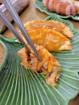 한만두 진한 해물맛 짬뽕만두 1kg — 5점을 준 리뷰어가 2021년 4월 올린 사용 사진