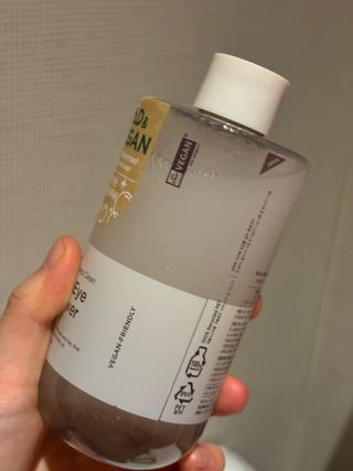[후르디아] 눈시림없는 올영 립앤아이 리무버 — 5점을 준 리뷰어가 2024년 1월 올린 사용 사진