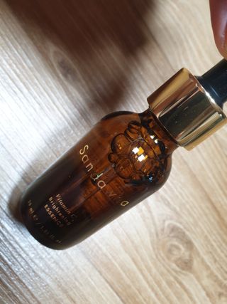 스킨큐어 산다화 비타민c 화이트닝 에센스 30ml — 5점을 준 리뷰어가 2023년 12월 올린 사용 사진