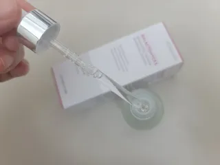 오투에니원 갈락토미세스 리바이탈라이징 프리미엄 화이트닝 에센스 50ml — 5점을 준 리뷰어가 2023년 1월 올린 사용 사진