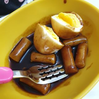 유비쿡 컵떡볶이 매운컵떡볶이2개/ 짜장컵떡볶이 2개  총 4개세트 — 4점을 준 리뷰어가 2021년 2월 올린 사용 사진