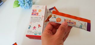 베거스코리아 [콜리케어] 키즈 홍삼콜리 딸기맛 14포 — 5점을 준 리뷰어가 2021년 5월 올린 사용 사진